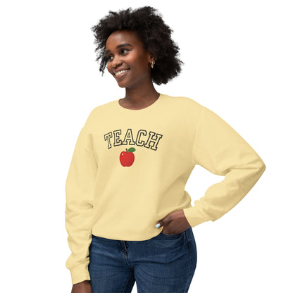 Teach 🍎 Crewneck Sweatshirt